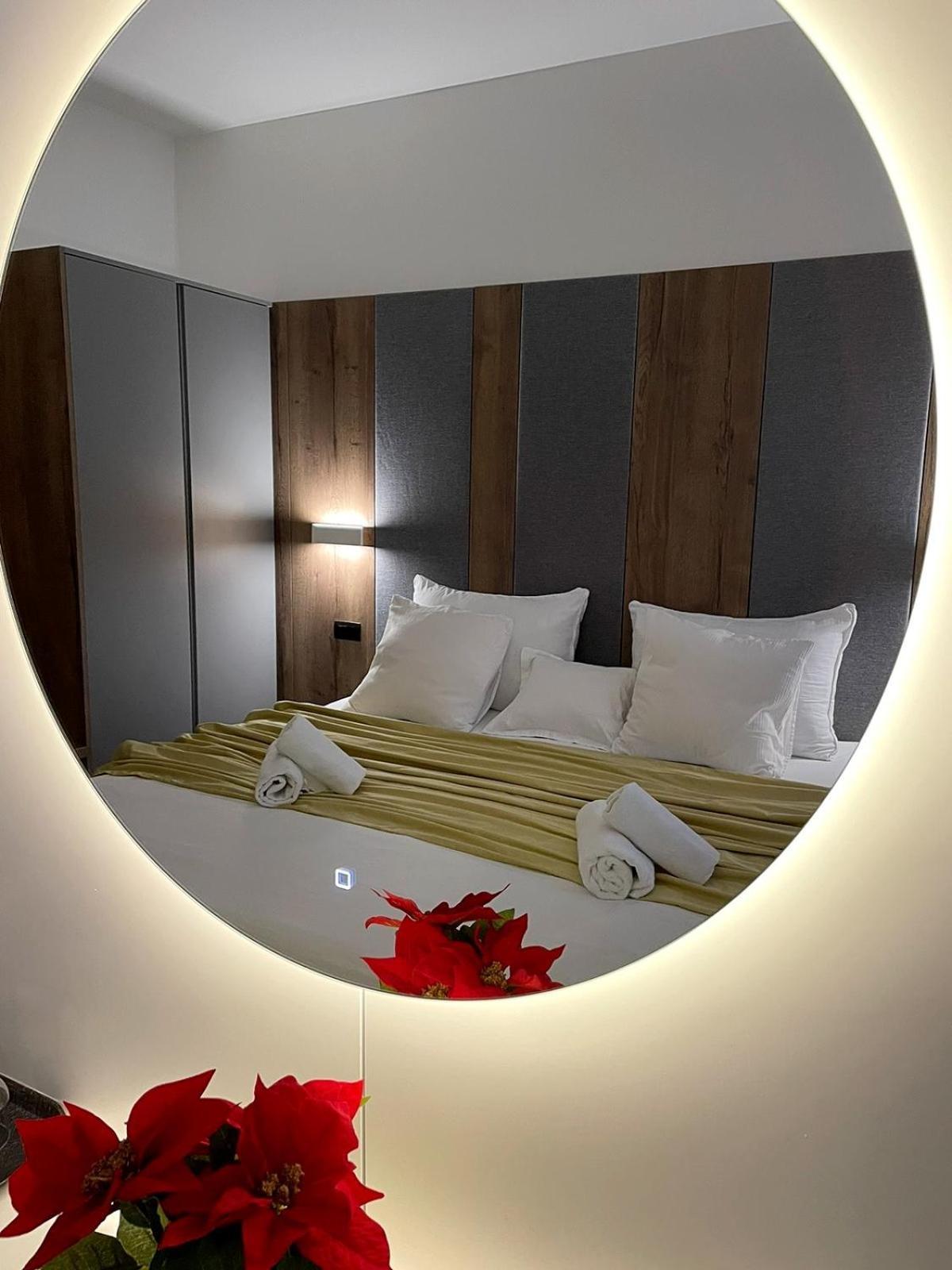 Swiss Plus Hotel Бихач Экстерьер фото