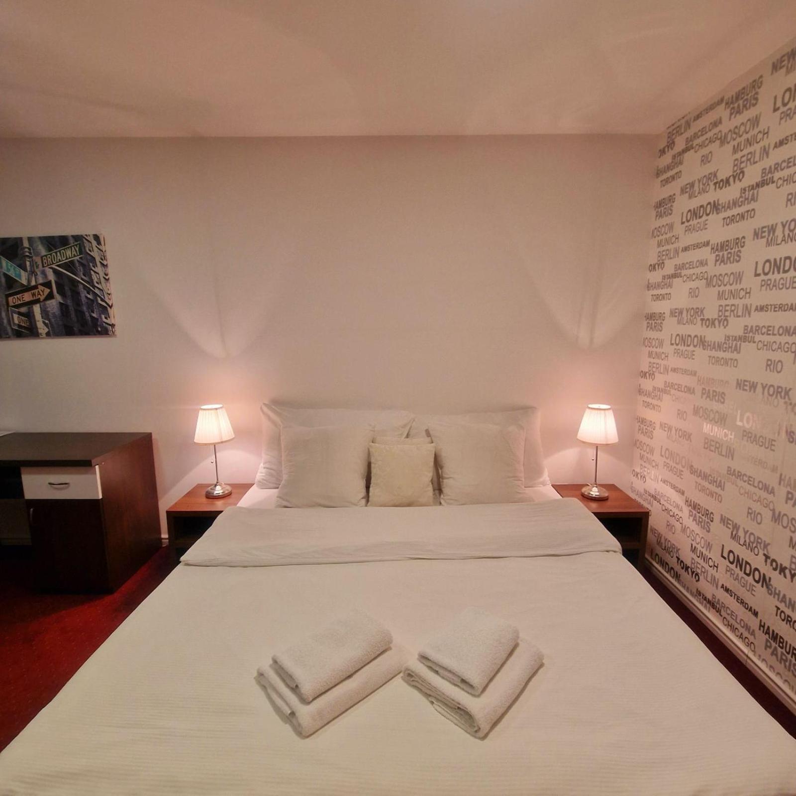 Swiss Plus Hotel Бихач Экстерьер фото